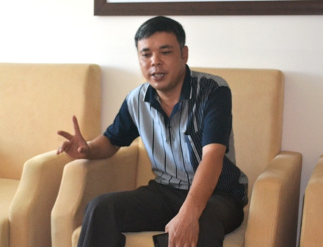 Ông Chu Văn Toàn - đại diện chủ đầu tư trao đổi với phóng viên Ông Chu Văn Toàn - đại diện chủ đầu tư trao đổi với phóng viên
