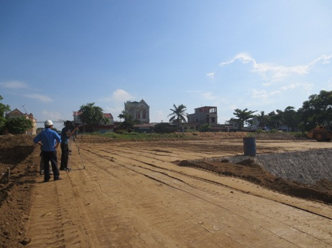 Công đoạn san nền, xây dựng chợ về cơ bản đã được hoàn thiện Công đoạn san nền, xây dựng chợ về cơ bản đã được hoàn thiện