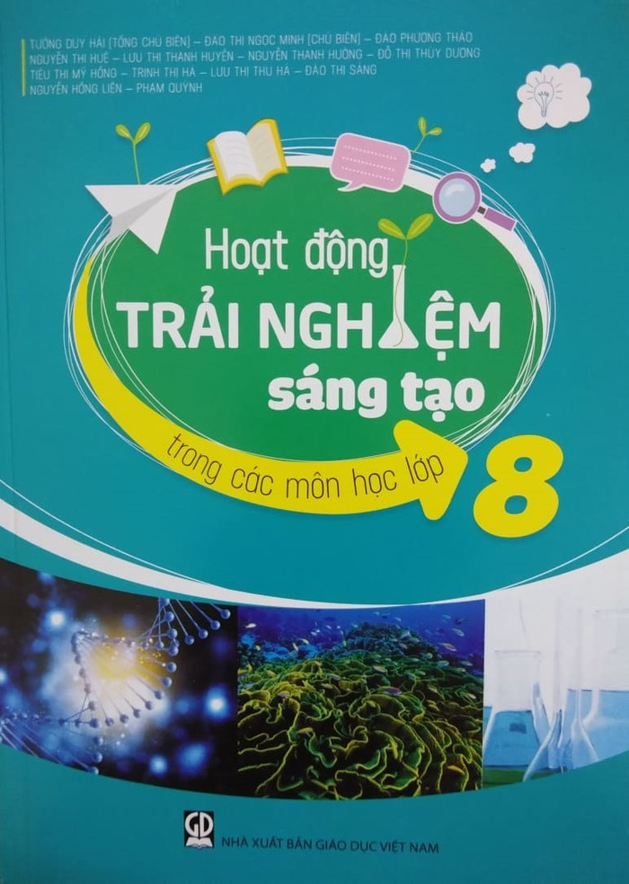 Sách Trải nghiệm sáng tạo đang được triển khai ở cấp Trung học cơ sở ( Ảnh: T.A) Sách Trải nghiệm sáng tạo đang được triển khai ở cấp Trung học cơ sở ( Ảnh: T.A)