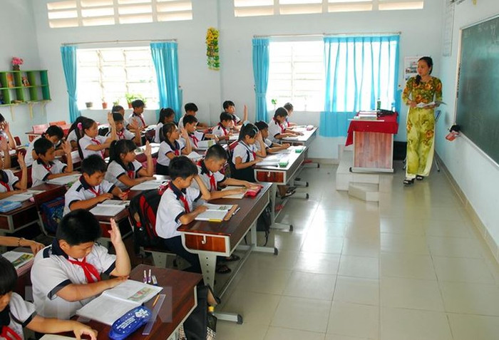 Thầy cô chưa giàu, nhưng nếu được lương cao nhất cũng thấy...ngại ảnh 3 Thầy cô chưa giàu, nhưng nếu được lương cao nhất cũng thấy...ngại ảnh 3