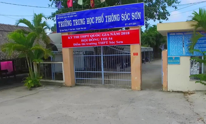 Ngôi trường nơi ông Nguyễn Văn Ch. vừa bị đình chỉ công tác vì quan hệ bất chính với học trò. (Ảnh minh họa: Báo sggp.org.vn) Ngôi trường nơi ông Nguyễn Văn Ch. vừa bị đình chỉ công tác vì quan hệ bất chính với học trò. (Ảnh minh họa: Báo sggp.org.vn)