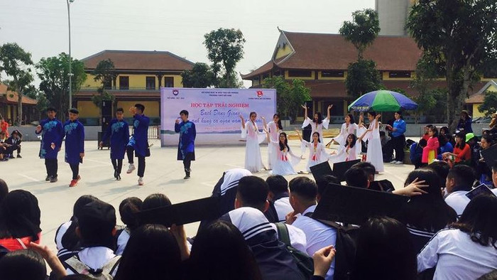 Học sinh Hải Phòng học tập, trải nghiệm môn Lịch sử ( Ảnh : Lã Tiến) Học sinh Hải Phòng học tập, trải nghiệm môn Lịch sử ( Ảnh : Lã Tiến)