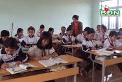 Học sinh đang có rất nhiều bài kiểm tra (Ảnh minh họa: baodaknong.org.vn) Học sinh đang có rất nhiều bài kiểm tra (Ảnh minh họa: baodaknong.org.vn)