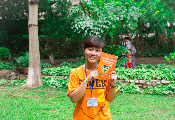 Hình ảnh Hương Giang tham gia hoạt động bảo tồn và phát huy di sản văn hóa dân gian. Ảnh nhân vật cung cấp Hình ảnh Hương Giang tham gia hoạt động bảo tồn và phát huy di sản văn hóa dân gian. Ảnh nhân vật cung cấp