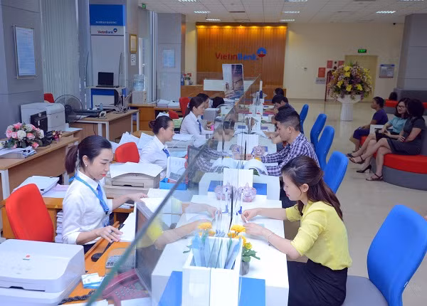 VietinBank cung cấp đa dạng các sản phẩm, dịch vụ vượt trội, nỗ lực không ngừng cùng Quý khách hàng “Nâng giá trị cuộc sống”