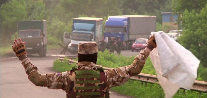 Lực lượng ly khai Luhansk tiến về phía lực lượng an ninh Ukraine để trao đổi thi thể những người thiệt mạng trong các trận giao tranh giữa hai bên. Lực lượng ly khai Luhansk tiến về phía lực lượng an ninh Ukraine để trao đổi thi thể những người thiệt mạng trong các trận giao tranh giữa hai bên.