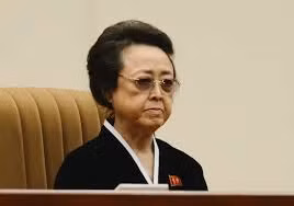 Bà Kim Kyong-hui, cô ruột Kim Jong-un đang trở thành tâm điểm chú ý của dư luận trong và ngoài Triều Tiên sau cái chết của chồng.