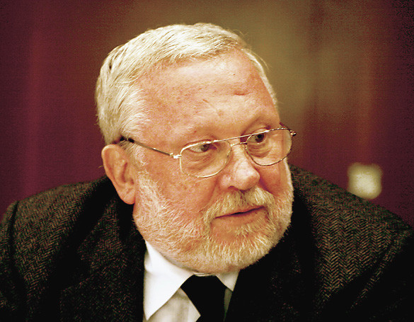 Viktor Kremeniuk - Phó Giám đốc Viện Mỹ-Canada tại Nga.