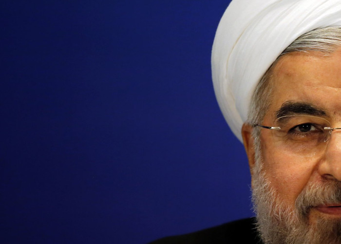 Tổng thống Iran Hassan Rouhani sau khi lên nắm quyền đã được kỳ vọng là người có thể kết thúc cuộc đàm phán với phương Tây về chương trình hạt nhân của nước này. Tổng thống Iran Hassan Rouhani sau khi lên nắm quyền đã được kỳ vọng là người có thể kết thúc cuộc đàm phán với phương Tây về chương trình hạt nhân của nước này.