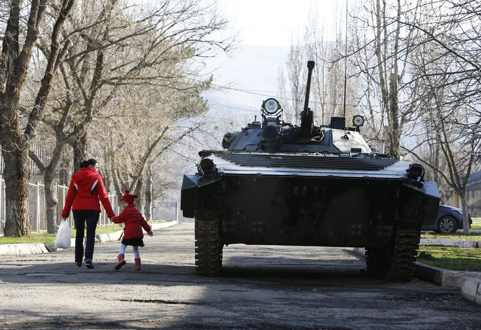 Sự kiện Nga sáp nhập bán đảo Crimea đã làm tăng nỗi ám ảnh về một cuộc Chiến tranh Lạnh mới. Sự kiện Nga sáp nhập bán đảo Crimea đã làm tăng nỗi ám ảnh về một cuộc Chiến tranh Lạnh mới.