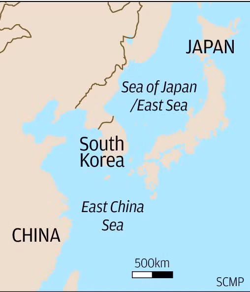 Vùng biển ngăn cách giữa Nhật Bản và bán đảo Triều Tiên với hai tên gọi.