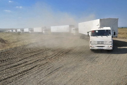 Đoàn xe chở hàng viện trợ nhân đạo của Nga cho khu vực Đông Ukraine. Đoàn xe chở hàng viện trợ nhân đạo của Nga cho khu vực Đông Ukraine.