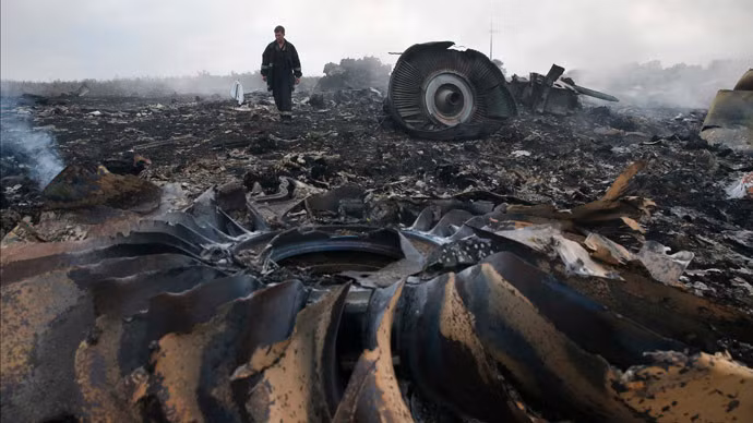 Hiện trường thảm kịch MH17.