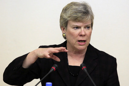 Phó Vụ trưởng Vụ Kiểm soát vũ khí và an ninh quốc tế Mỹ Rose Gottemoeller. Phó Vụ trưởng Vụ Kiểm soát vũ khí và an ninh quốc tế Mỹ Rose Gottemoeller.