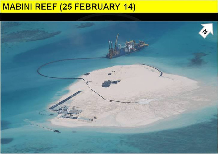 Một năm sau khi bắt đầu, kế hoạch phi pháp của Trung Quốc đã trở nên rõ ràng hơn. Một năm sau khi bắt đầu, kế hoạch phi pháp của Trung Quốc đã trở nên rõ ràng hơn.