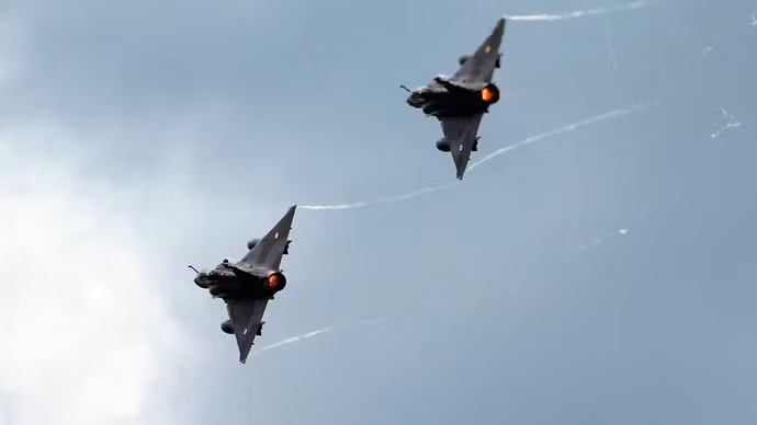 Chiến đấu cơ Dassault Mirage 2000N. Ảnh Reuters.