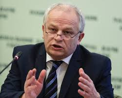 Ngoại trưởng Đức Frank-Walter Steinmeier khuyến cáo công dân của mình rời khỏi khu vực phía Đông Ukriane. Ngoại trưởng Đức Frank-Walter Steinmeier khuyến cáo công dân của mình rời khỏi khu vực phía Đông Ukriane.