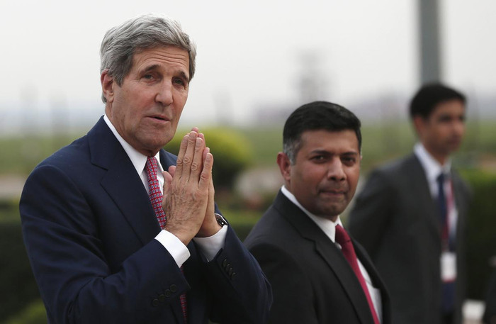 Ngoại trưởng Kerry (trái) và Ngoại trưởng Ấn Độ Vikram Kumar Doraiswami tại New Delhi ngày Ngoại trưởng Kerry (trái) và Ngoại trưởng Ấn Độ Vikram Kumar Doraiswami tại New Delhi ngày