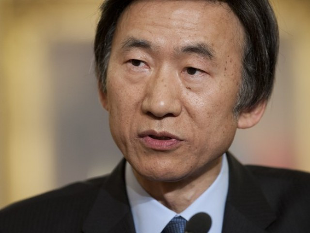 Ngoại trưởng Hàn Quốc Yun Byung-se. Ngoại trưởng Hàn Quốc Yun Byung-se.