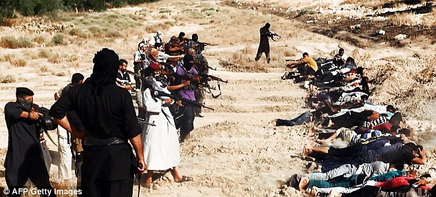 Những hình ảnh đẫm máu mới được công bố.