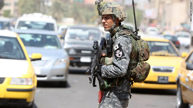 Lính Iraq tại trung tâm Baghdad. Lính Iraq tại trung tâm Baghdad.