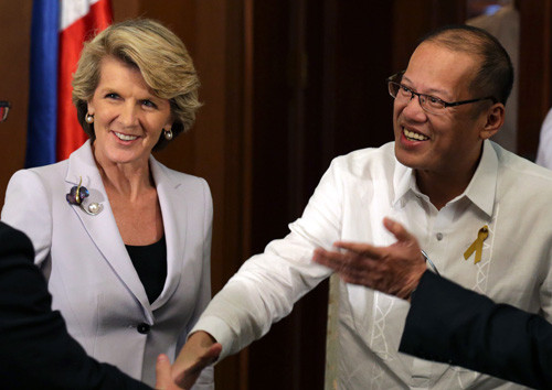 Ngoại trưởng Úc Julie Bishop và Tổng thống Philippines Bebigno Aquino. Ngoại trưởng Úc Julie Bishop và Tổng thống Philippines Bebigno Aquino.