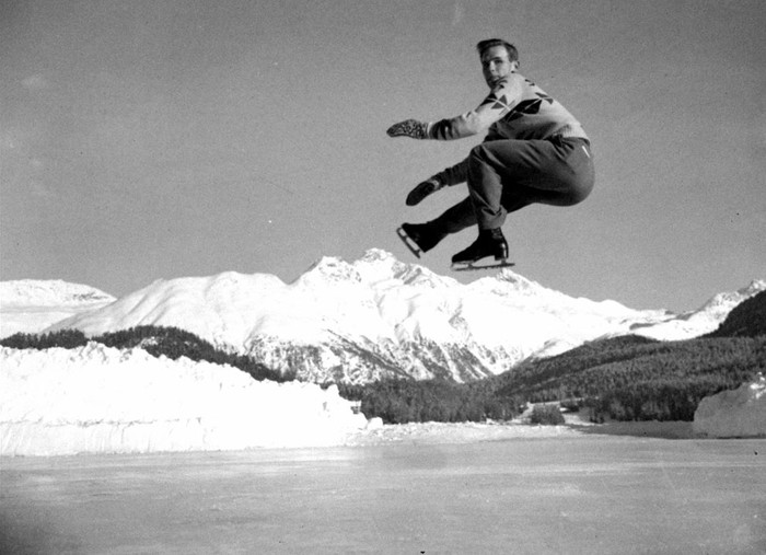 Dick Button luyện tập tại Mỹ trước khi đại diện cho nước này tham gia Thế vận hội Thụy Sỹ năm 1948.