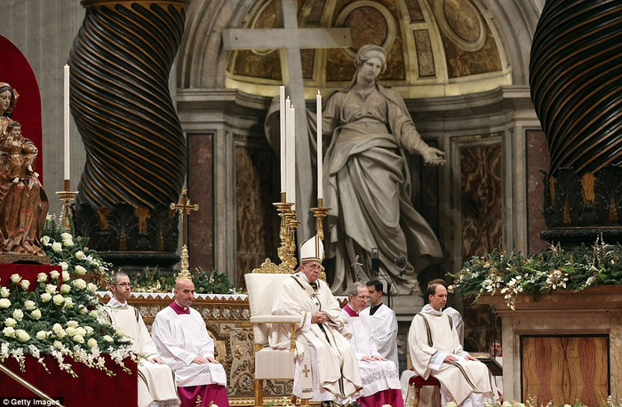 Trước đó, Giáo hoàng đã gọi những người tị nạn Iraq giống như Chúa Giê-su bị buộc phải rời bỏ nhà của mình.