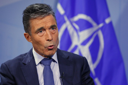 Tổng thư ký NATO Anders Fogh Rasmussen. Tổng thư ký NATO Anders Fogh Rasmussen.