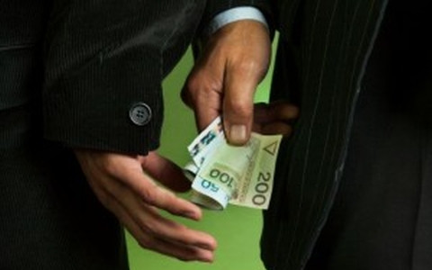 Bio-Rad hối lộ quan chức 3 nước Việt Nam, Thái Lan và Nga tổng cộng 7,5 triệu USD. Bio-Rad hối lộ quan chức 3 nước Việt Nam, Thái Lan và Nga tổng cộng 7,5 triệu USD.