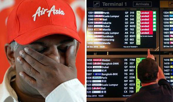 Giám đốc điều hành AirAsia Tony Fernandes thông báo về sự mất tích của chuyến bay mang mã hiệu QZ8501. Giám đốc điều hành AirAsia Tony Fernandes thông báo về sự mất tích của chuyến bay mang mã hiệu QZ8501.