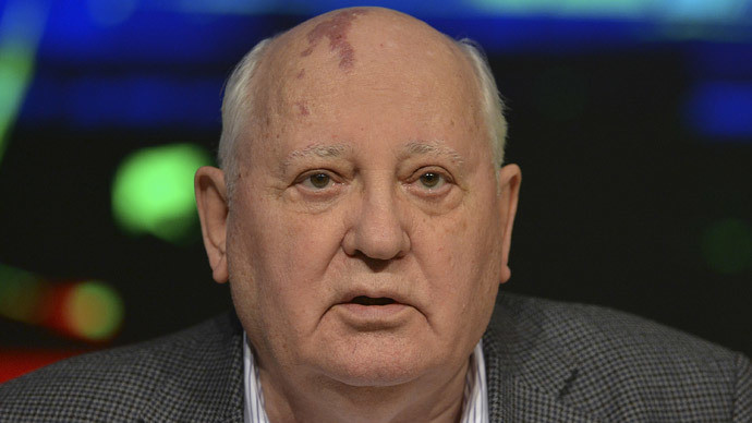 Gorbachev cho rằng Mỹ vẫn đang say sưa với "chiến thắng" trong Chiến tranh Lạnh. Gorbachev cho rằng Mỹ vẫn đang say sưa với "chiến thắng" trong Chiến tranh Lạnh.