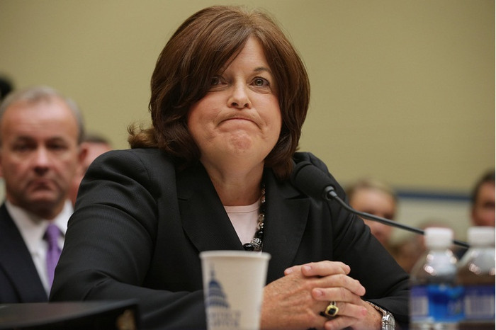 Bà Julia Pierson tại phiên điều trần ở Quốc hội về những sai phạm an ninh nghiêm trọng của cơ quan Mật vụ.