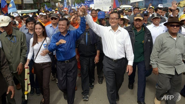 Sam Rainsy, người đứng đầu đảng Cứu quốc (CNRP) của Campuchia. Sam Rainsy, người đứng đầu đảng Cứu quốc (CNRP) của Campuchia.