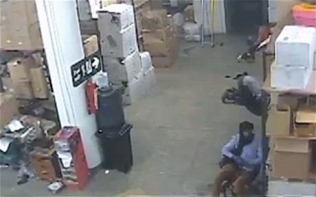 Ảnh cắt từ video Ảnh cắt từ video