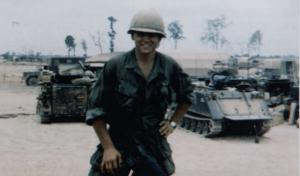 Ông Chuck Hagel tại Việt Nam năm 1968.