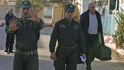 Cảnh sát Algeria gần nhà máy khí BP.