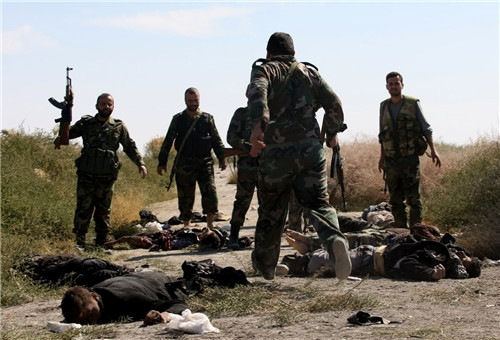 Thi thể phiến quân bị tiêu diệt tại Idlib.