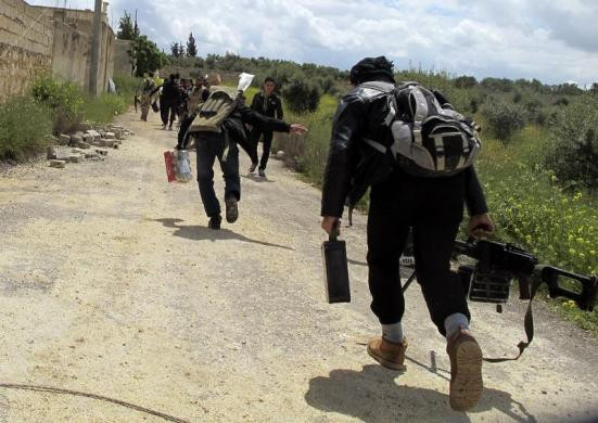 Mỹ có thể gián tiếp can thiệp bằng cách hỗ trợ cho Thổ Nhĩ Kỳ và Jordan thành lập các khu vực nhân đạo. Mỹ có thể gián tiếp can thiệp bằng cách hỗ trợ cho Thổ Nhĩ Kỳ và Jordan thành lập các khu vực nhân đạo.