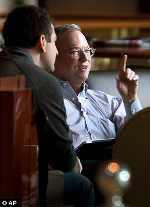 Phái đoàn đã bị chỉ trích vì chuyến thăm Bình Nhưỡng do tính chất nhạy cảm của mối quan hệ giữa Mỹ và Bắc Triều Tiên hiện nay.