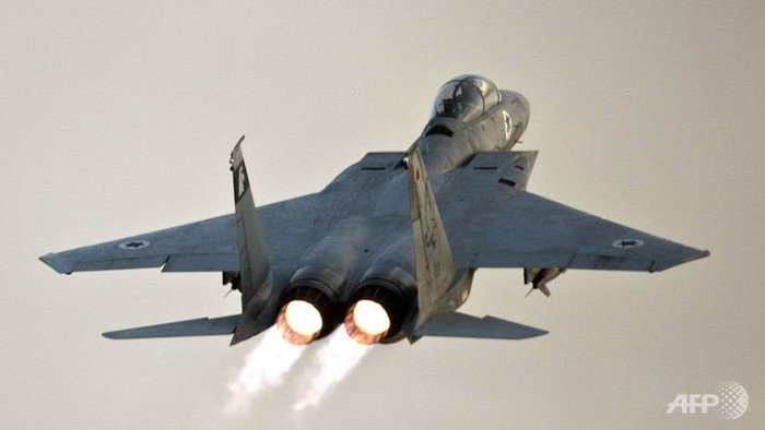 Israel sẽ còn tiếp tục không kích nếu còn tìm thấy các lô hàng vũ khí chuyển cho Hezbollah. Israel sẽ còn tiếp tục không kích nếu còn tìm thấy các lô hàng vũ khí chuyển cho Hezbollah.