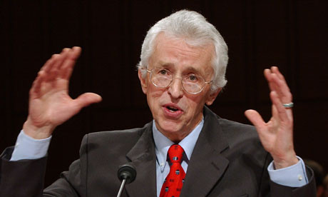 Tiến sĩ Siegfried Hecker - Giám đốc Trung tâm An ninh và Hợp tác quốc tế tại Đại học Stanford. Tiến sĩ Siegfried Hecker - Giám đốc Trung tâm An ninh và Hợp tác quốc tế tại Đại học Stanford.