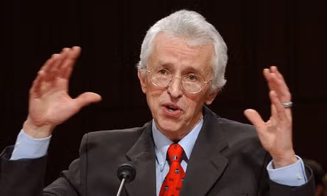 Tiến sĩ Siegfried Hecker - Giám đốc Trung tâm An ninh và Hợp tác quốc tế tại Đại học Stanford.