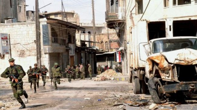 Quân đội Syria chiến đấu tại Aleppo.