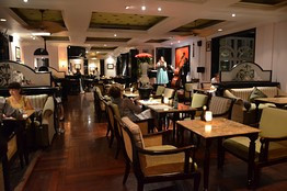 Metropole sẽ dành một đêm đáng nhớ cho những ai yêu cây đàn piano. Metropole sẽ dành một đêm đáng nhớ cho những ai yêu cây đàn piano.