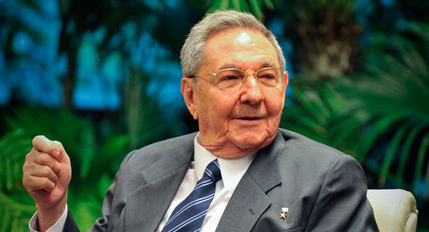 Chủ tịch Raul Castro đã đẩy mạnh các chương trình cải cách kinh tế, giảm nợ nước ngoài để tăng uy tín cho Cuba. Chủ tịch Raul Castro đã đẩy mạnh các chương trình cải cách kinh tế, giảm nợ nước ngoài để tăng uy tín cho Cuba.