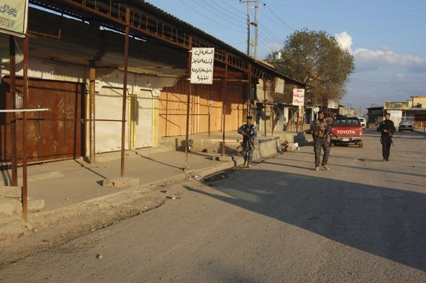 Cuộc nội chiến tại Syria có thể kích thích người Hồi giáo dòng Sunni ở Iraq nổi dậy tranh thủ thời cơ đòi quyền lực chính trị. Cuộc nội chiến tại Syria có thể kích thích người Hồi giáo dòng Sunni ở Iraq nổi dậy tranh thủ thời cơ đòi quyền lực chính trị.