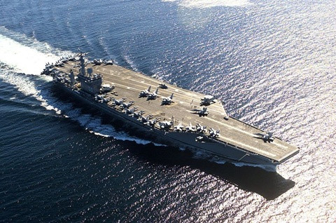 Nimitz là tàu sân bay lớn nhất thế giới. Nimitz là tàu sân bay lớn nhất thế giới.