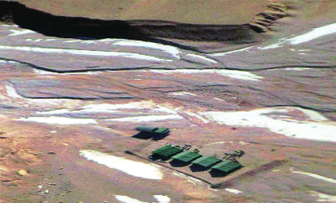 Lều trại do nhóm binh sĩ Trung Quốc dựng lên trên lãnh thổ của Ấn Độ trong 20 ngày chiếm đóng trái phép.