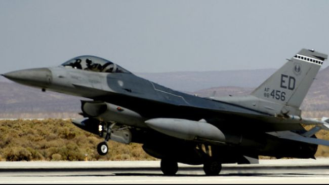 Chiến đấu cơ F-16 của Mỹ. Chiến đấu cơ F-16 của Mỹ.